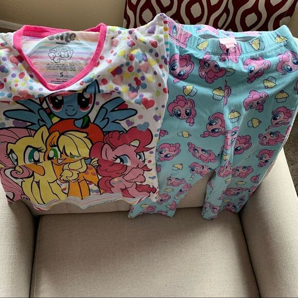 Girls Size 7/8 Not So Mystery Bundle - Picture 2 of 9